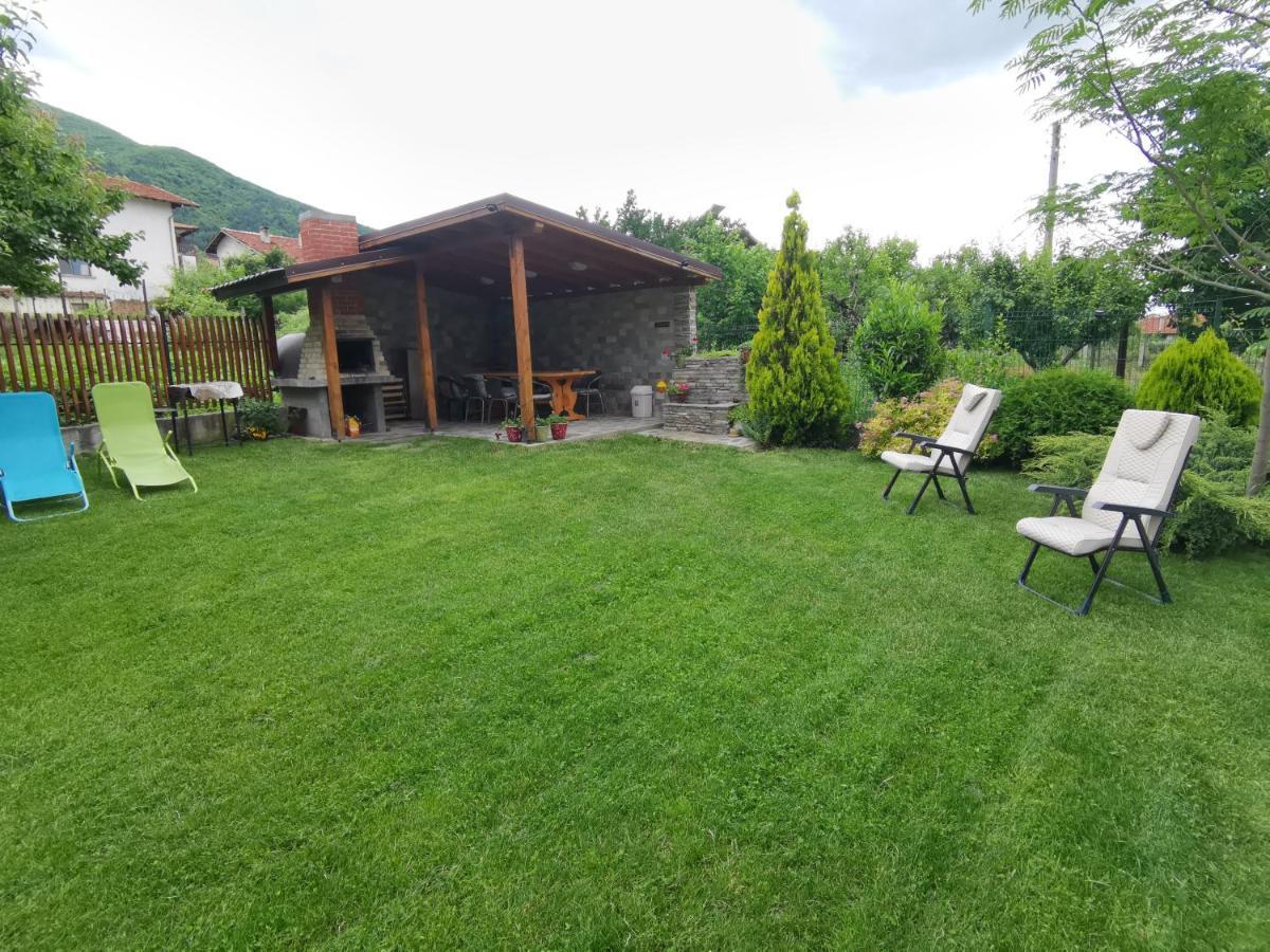 Guest House Vessyta Sapareva Bania Exterior foto